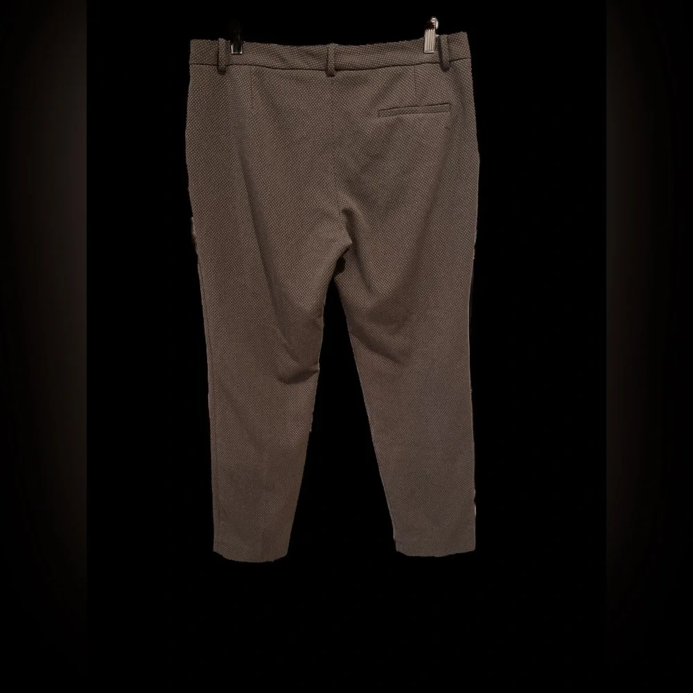 Zara women’s trousers Brown with tiny‎ cream dots size 10